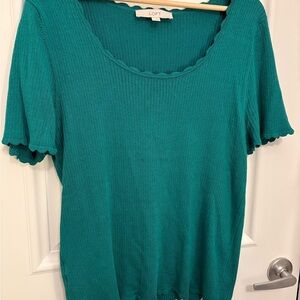 LOFT Green Ribbed Short Sleeve Top with Scallop Trim
